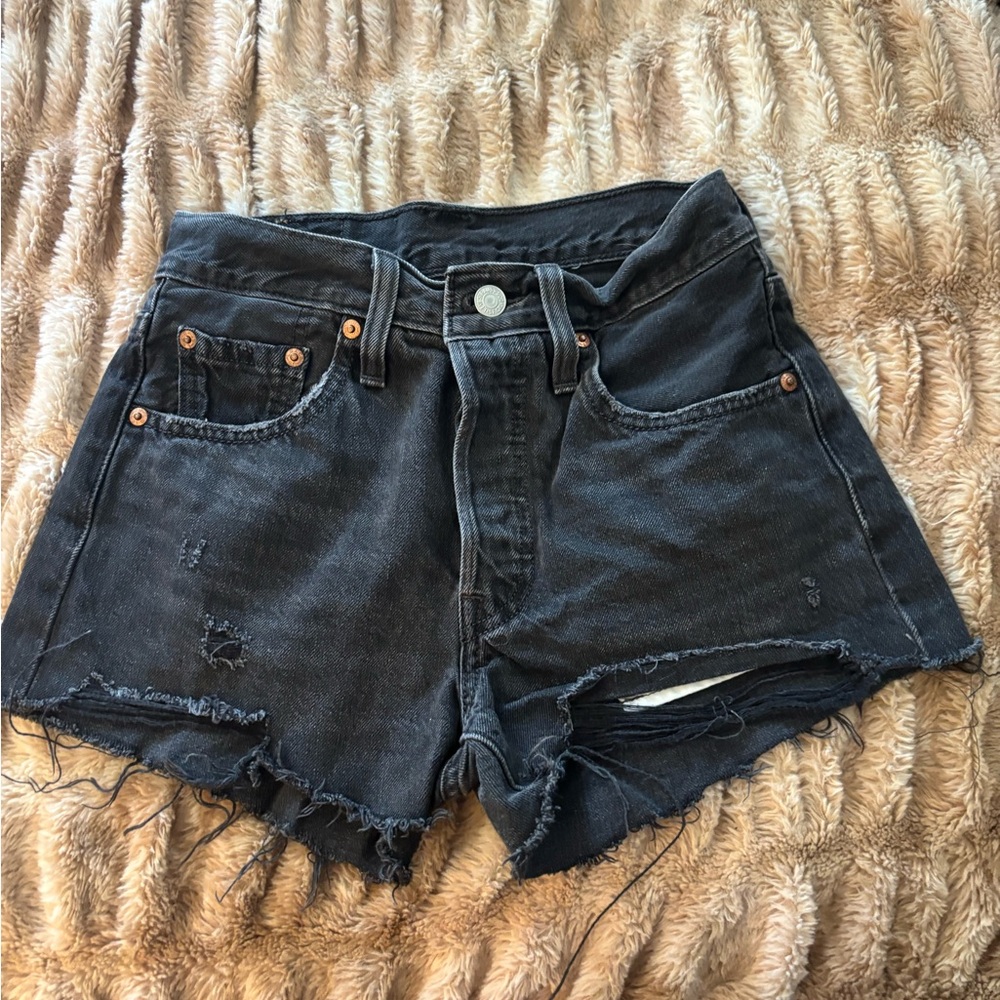 Levi's Black Jean Shorts High-Waisted Distressed